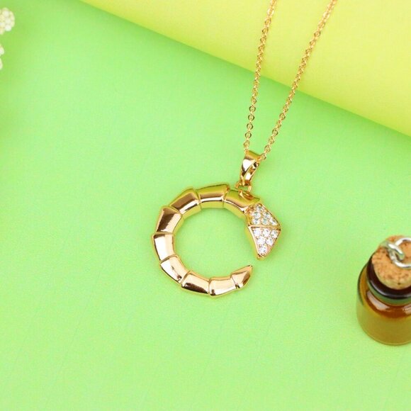 "Rose Gold Curved Segment Pendant with Crystals, XPPT1308 - Picture 12 of 12